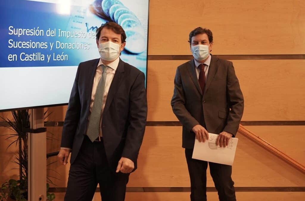 Las Cortes aprobarán la propuesta de la Junta de suprimir el impuesto de donaciones