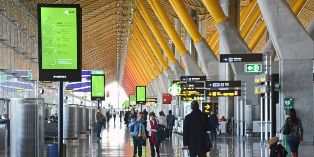 Aena pierde en el Supremo y las tiendas de los aeropuertos pasan a considerarse concesiones