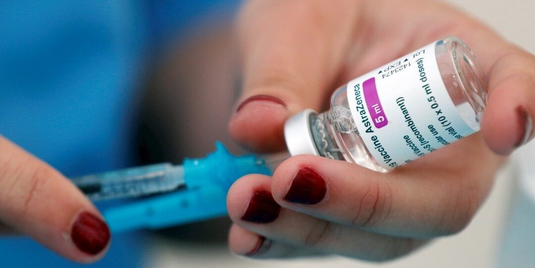 La UE no ha renovado ‘de momento’ su contrato con AstraZeneca en junio
