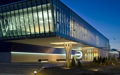 Acerinox afirma que paga un coste medio de 220 euros MWh, mientras en EE.UU. es de 47